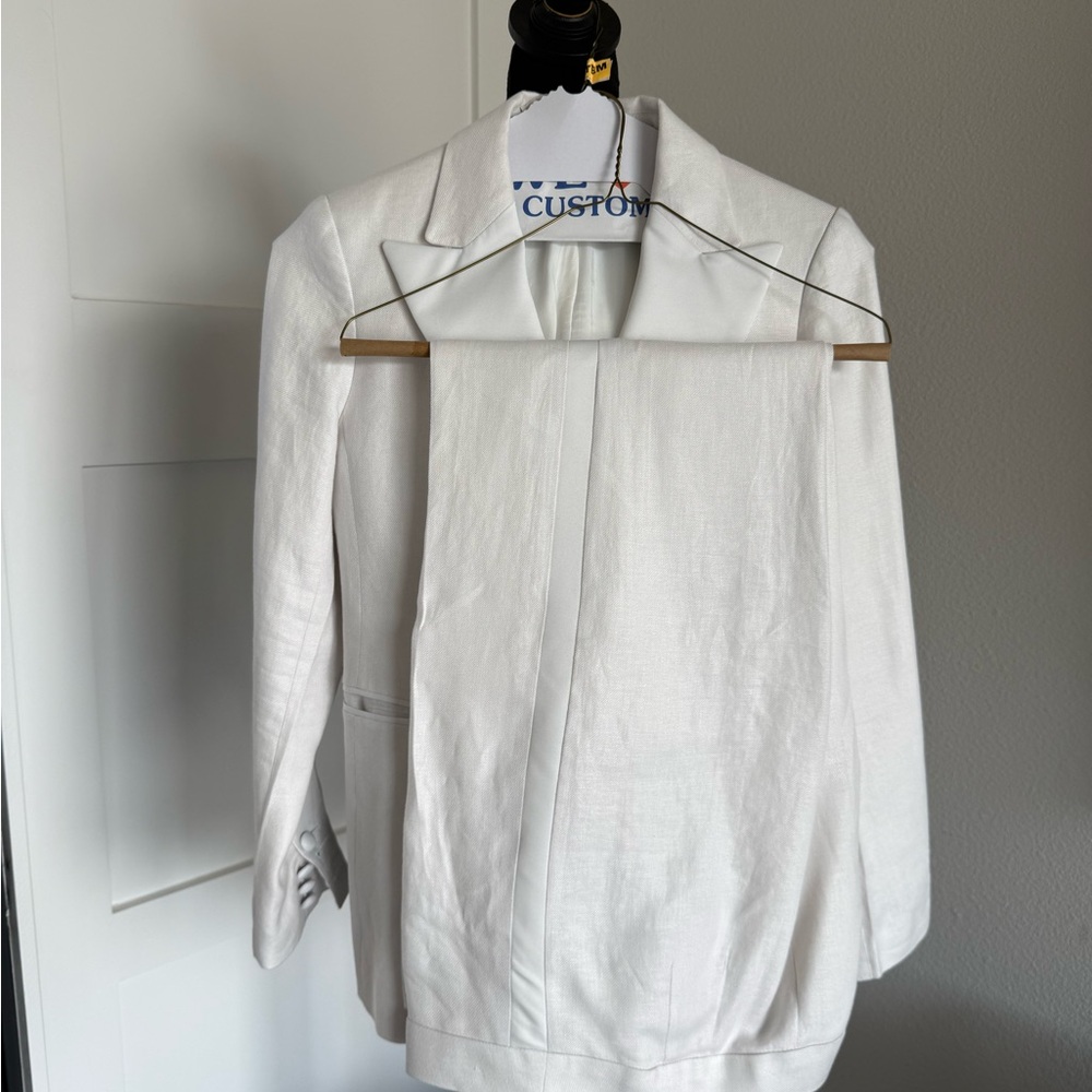 Banana Republic Women's Elegant Linen White Suit Set